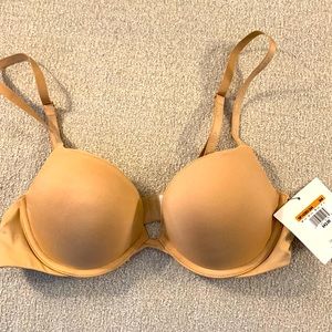 Calvin Klein Push up plunge bra size 36A NWT